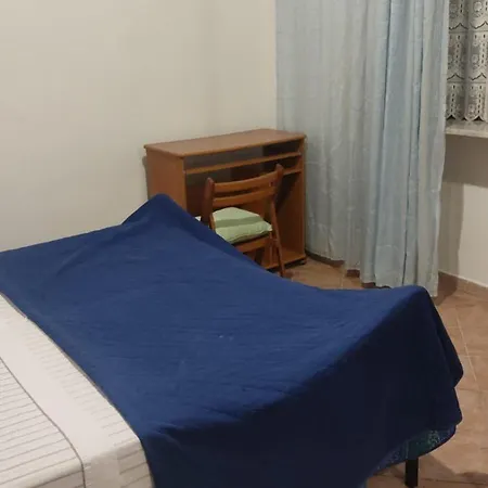 Stanza In Homestay Torvaianica